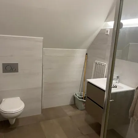 Apartment Kuenszler Apartmanhaz Zamardi
