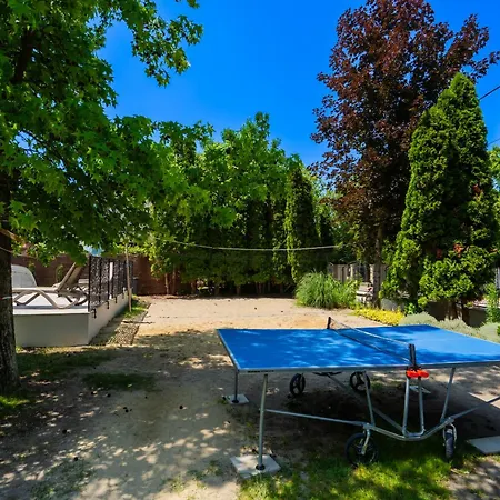 Kuenszler Apartmanhaz * Zamardi