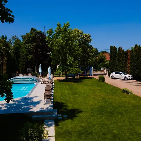 Apartment Kuenszler Apartmanhaz *