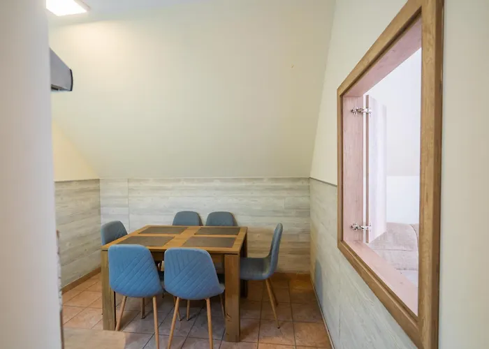 아파트 Kuenszler Apartmanhaz