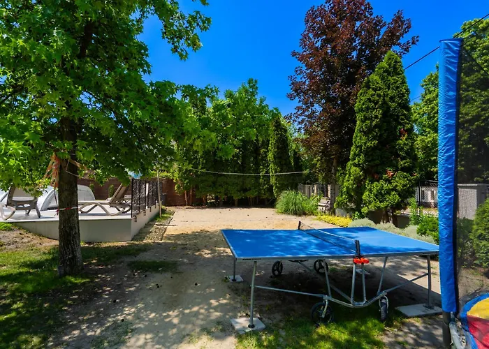 Kuenszler Apartmanhaz * Zamárdi